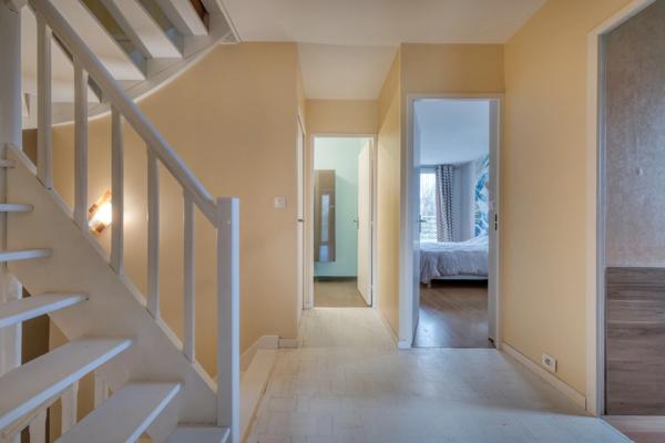 Maison à vendre 6 pièces VOISINS LE BRETONNEUX (78)