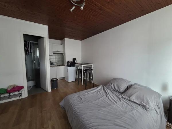 A Vendre - Ensemble Immobilier en pierre - 4 Logements LOUDE