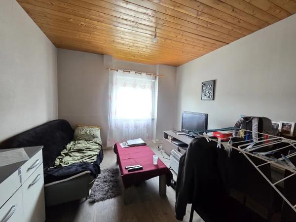 A Vendre - Ensemble Immobilier en pierre - 4 Logements LOUDE