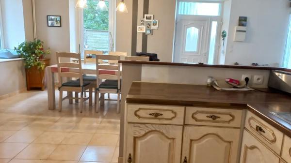 A Vendre - Ensemble Immobilier en pierre - 4 Logements LOUDE