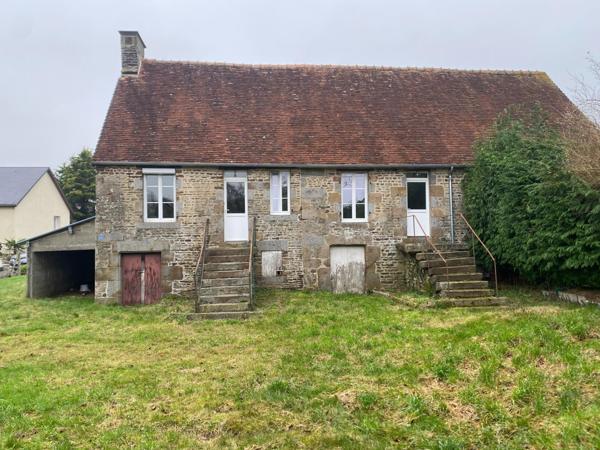 Maison en pierre 70 m², grenier aménageable, terrain 1618 m², St Georges des Groseillers