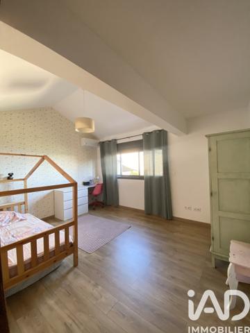 Maison à vendre 6 pièces 240 m² Saint-Pierre