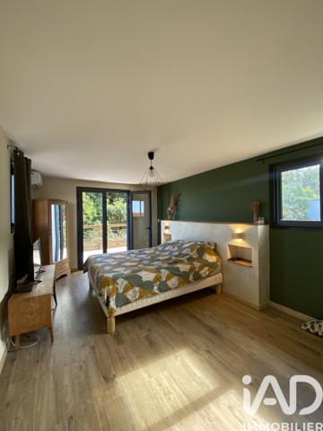 Maison à vendre 6 pièces 240 m² Saint-Pierre