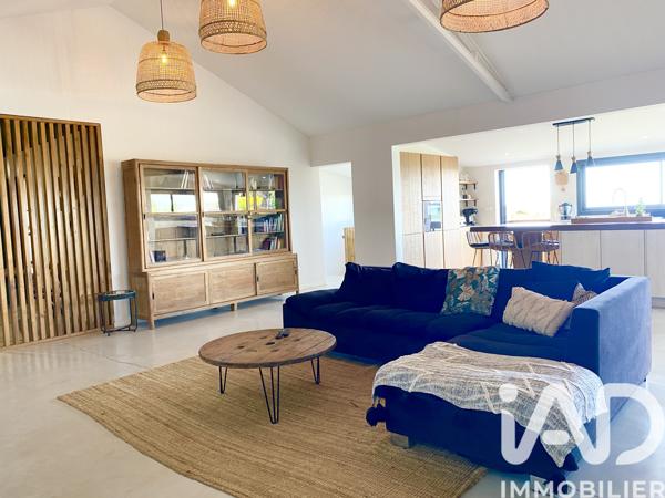 Maison à vendre 6 pièces 240 m² Saint-Pierre