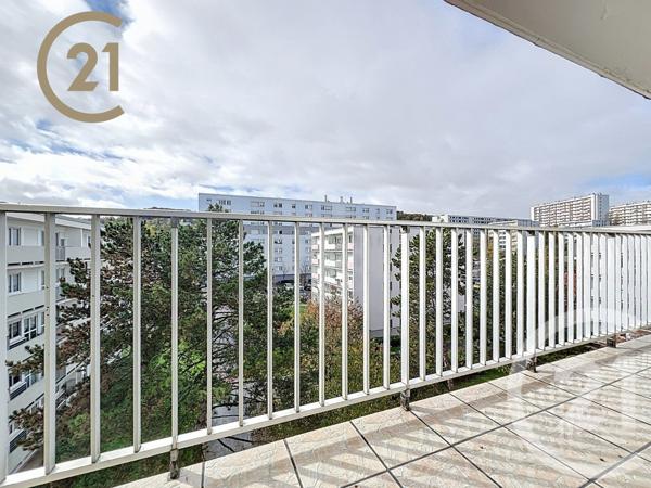 Appartement F4 à vendre  4 pièces - 76,54 m2 VANDOEUVRE LES NANCY - 54