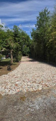 Terrain à vendre de 1 239 m²