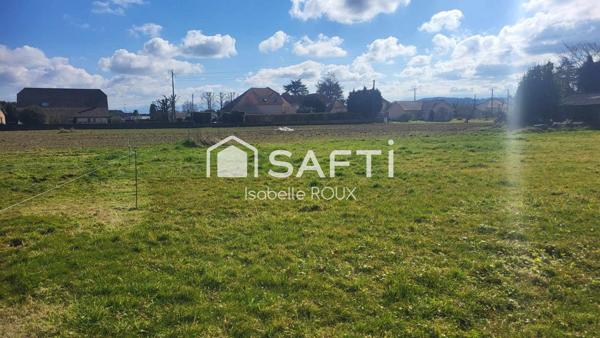Terrain constructible d'une surface de 2264 m2
