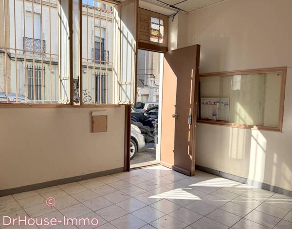 Bureau à vendre 1 pièce de 200 m²