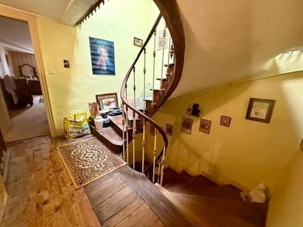 Jegun - Jolie maison de village avec grand garage et possibilité terrasse