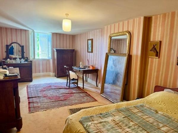Jegun - Jolie maison de village avec grand garage et possibilité terrasse