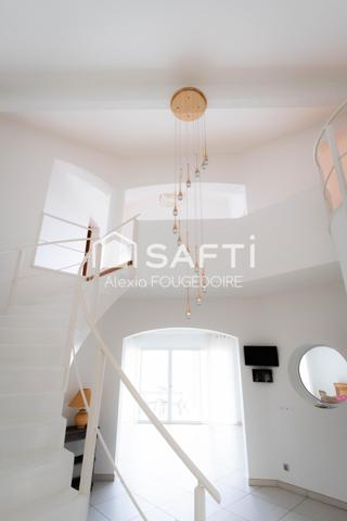 MAGINIFIQUE MAISON ARCHITECTE AVEC PISCINE