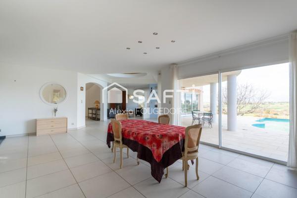 MAGINIFIQUE MAISON ARCHITECTE AVEC PISCINE