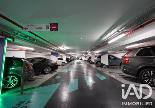 Parking à vendre 11 m² Paris 17