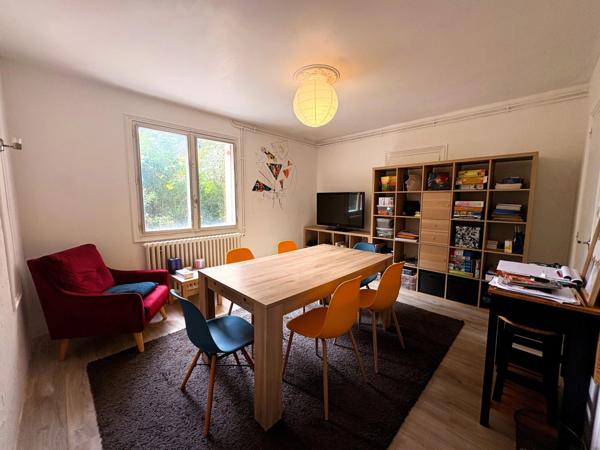 🌟 Maison T6 de 152 m² à Nogaro – Centre-ville & Jardin arboré