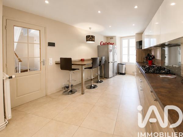 Maison à vendre 8 pièces 189 m² Maule