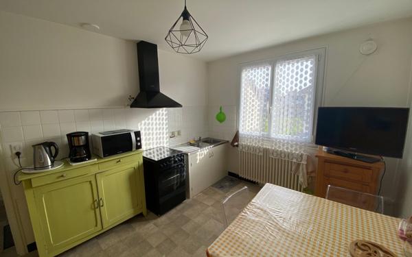 Maison à vendre    5 pièces •  Magnac-Bourg