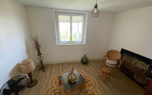 Maison à vendre    5 pièces •  Magnac-Bourg