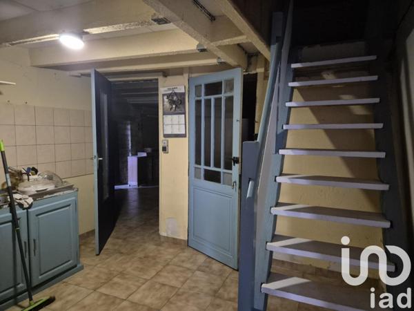 Maison 7 pièces de 165 m² à Aigre (16140)