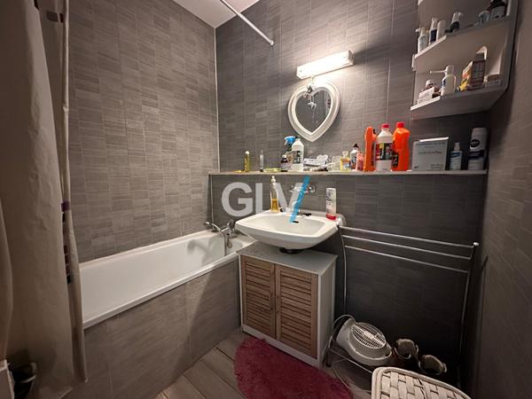 STUDIO BIS 36,24 m² CENTRE DE RONCHIN PARKING + CAVE , Ronchin