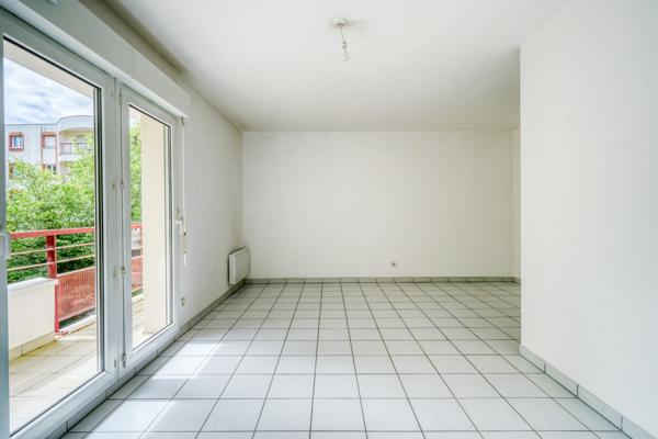 Mérignac (33700) Appartement 4 pièces de 71m2 Carrez avec balcon et 2 parkings