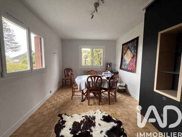 Maison à vendre 5 pièces 143 m² Saint-Martin-aux-Chartrains