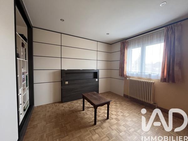 Maison à vendre 5 pièces 143 m² Saint-Martin-aux-Chartrains