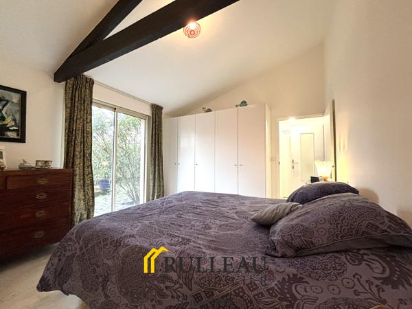 Maison familiale 208 m² avec dépendance 40 m², jardin de 553 m² et 5 chambres à Caudéran, secteur recherché Détails des diagnostics énergétiques