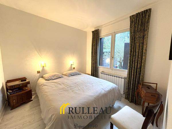 Maison familiale 208 m² avec dépendance 40 m², jardin de 553 m² et 5 chambres à Caudéran, secteur recherché Détails des diagnostics énergétiques