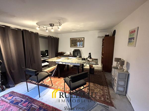 Maison familiale 208 m² avec dépendance 40 m², jardin de 553 m² et 5 chambres à Caudéran, secteur recherché Détails des diagnostics énergétiques