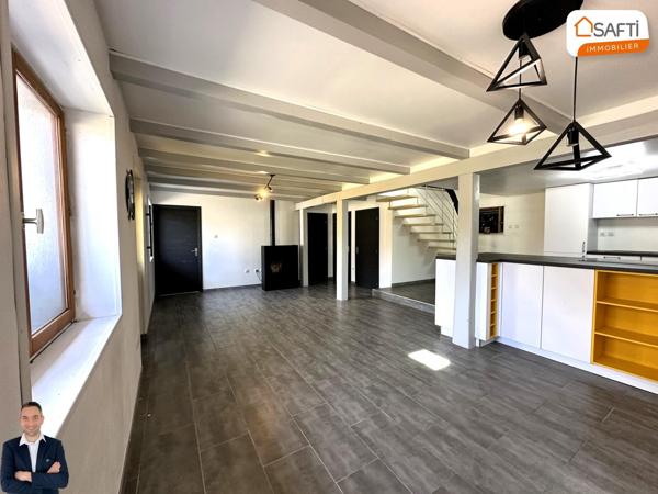 Superbe ensemble immobilier composé de trois logements indépendants sur 6,22 ares !