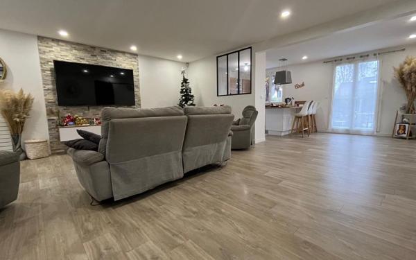 Maison à vendre    5 pièces •  Mennecy