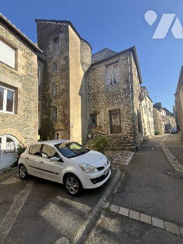 Maison d’habitation de charme, mitoyenne