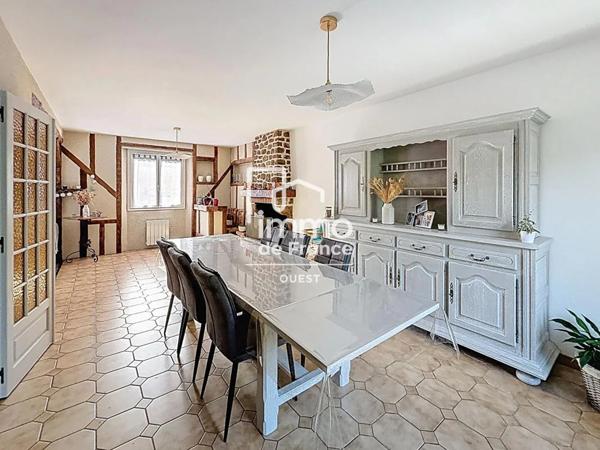 Maison à vendre à Saint-Georges-Buttavent (53100)