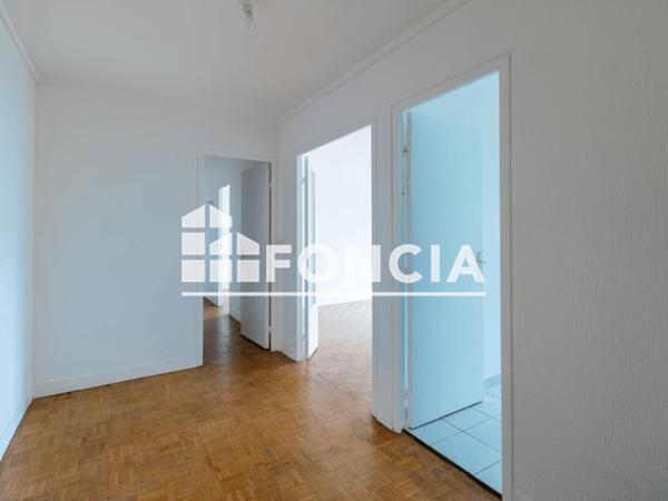À vendre Appartement 3 pièces 71.84 m² - Versailles 78000