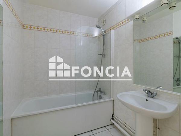 À vendre Appartement 3 pièces 71.84 m² - Versailles 78000