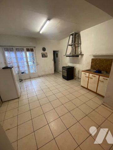 COULOGNE MAISON DE VILLE 2 CHAMBRES COUR