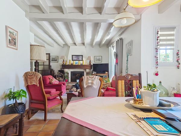 Seignosse (40510) Maison Traditionnelle T7 de 170 m² – Terrain de 1700 m² au Calme, Piscinable et constructible