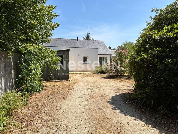 Maison à vendre à Elven centre, maison de plain pied, 4 chambres, jardin