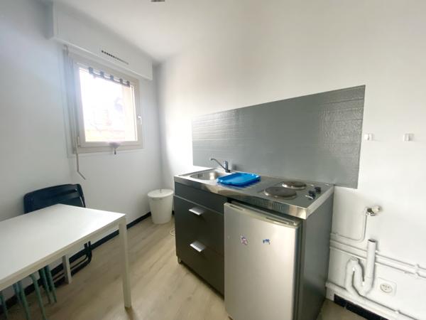 Appartement
                                                                                                                                                                                                                                                                                                                        1 pièce(s)                                                                                                                                                                                                                                                                                                                              26  m²