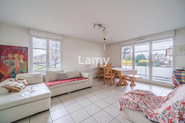 T2 + parking - villas bel-air