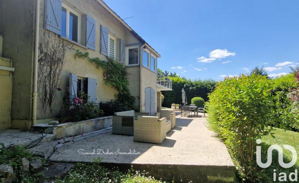 Maison à vendre 6 pièces 170 m² Aulnay-sur-Mauldre