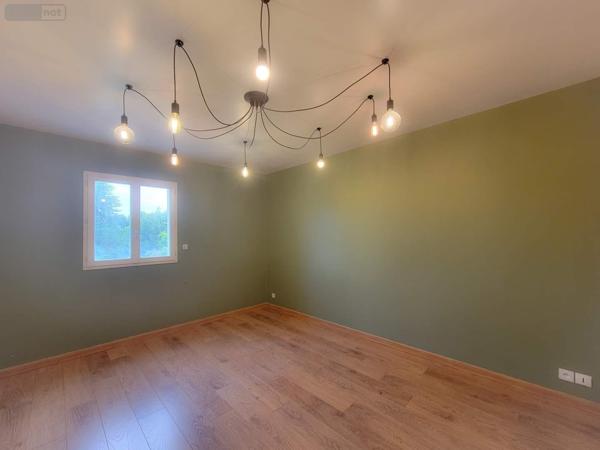 Maison à vendre à Saint-Cyr-sur-Loire dans l'Indre-et-Loire (37540), ref : 042/1164