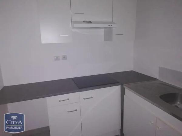 Appartement à louer 1 pièce 31.87m² Brive-la-Gaillarde (19100)
