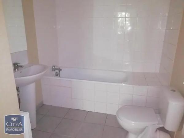 Appartement à louer 1 pièce 31.87m² Brive-la-Gaillarde (19100)