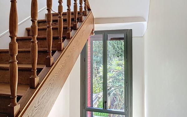 Maison à vendre    6 pièces • 188 m2 Vanves