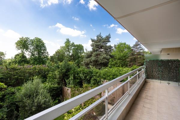 Appartement
         3 pièces
        - 68 m² Exclusivité 275 000 € *