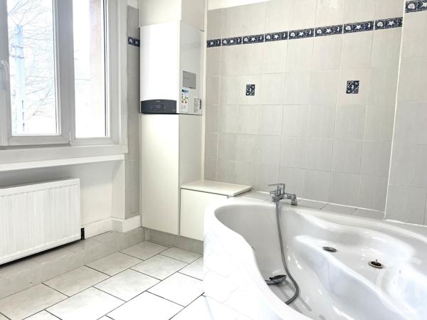 Appartement F4 à vendre  4 pièces - 93,28 m2 NANCY - 54