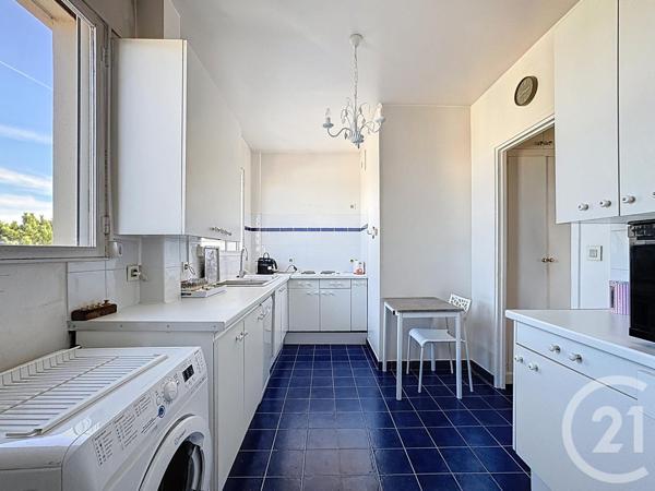 Appartement F4 à vendre  4 pièces - 76,80 m2 COMPIEGNE - 60