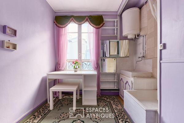 Studio en dernier étage à rafraîchir – Parc Monceau