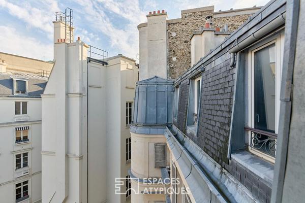 Studio en dernier étage à rafraîchir – Parc Monceau